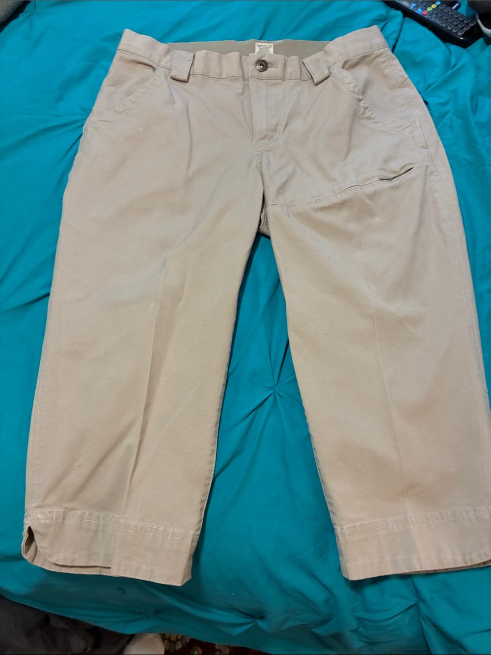 Duluth Trading Co. Women's Tan Capri Pants